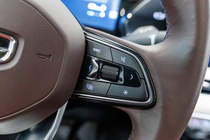 Geely Monjaro I с пробегом 2022 года, цена 3 238 000 рублей, 10046 км, внедорожник, Автокод Объявления