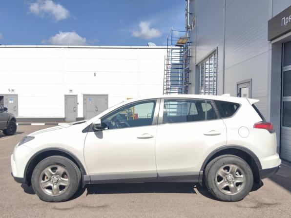 Toyota RAV4 IV (XA40) Рестайлинг с пробегом 2016 года, цена 1 675 000 рублей, 260000 км, внедорожник, Автокод Объявления