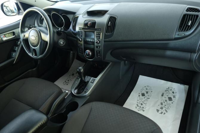 Kia Cerato II с пробегом 2009 года, цена 979 000 рублей, 131900 км, седан, Автокод Объявления