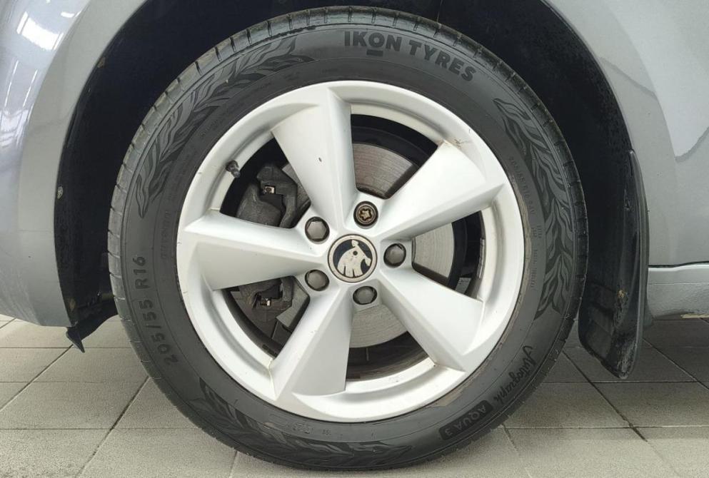 Skoda Octavia III (A7) Екатеринбург  - изображение 10