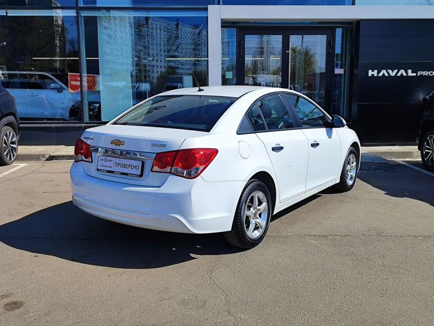 Chevrolet Cruze I Рестайлинг Москва  - изображение 5