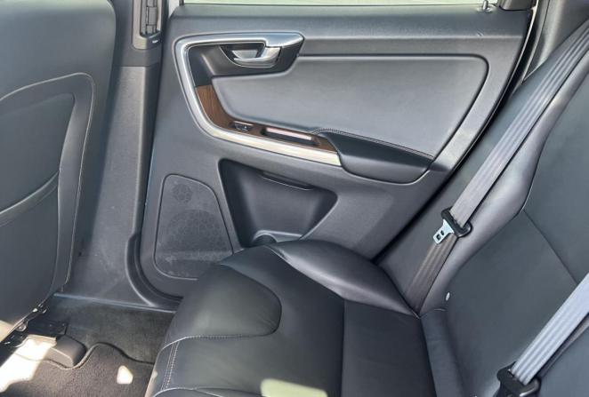 Volvo XC60 I Рестайлинг с пробегом 2015 года, цена 2 330 000 рублей, 117871 км, внедорожник, Автокод Объявления