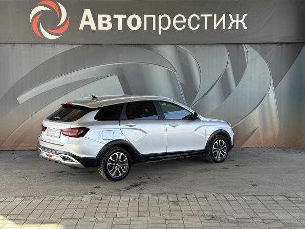 Lada (ВАЗ) Vesta I Рестайлинг (NG) с пробегом 2024 года, цена 1 490 000 рублей, 20000 км, универсал, Автокод Объявления