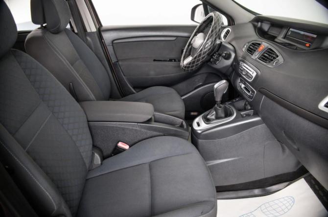 Renault Scenic III с пробегом 2010 года, цена 559 000 рублей, 297025 км, компактвэн, Автокод Объявления