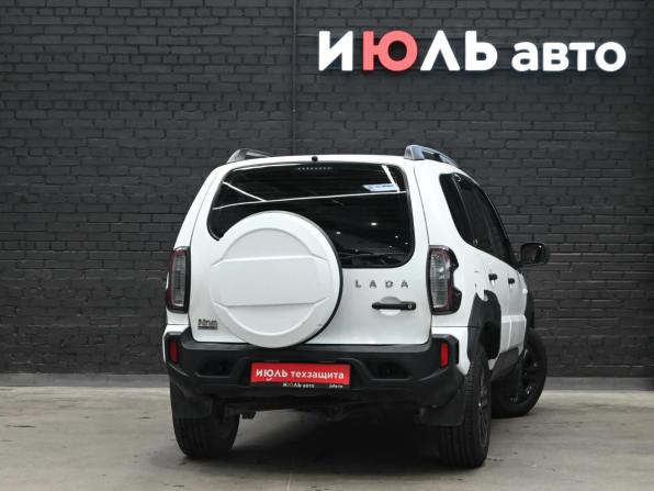 Lada (ВАЗ) Niva Travel I с пробегом 2022 года, цена 1 050 000 рублей, 53113 км, внедорожник, Автокод Объявления