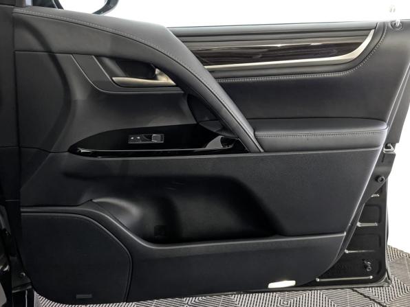 Lexus LX III Рестайлинг 2 с пробегом 2020 года, цена 10 200 000 рублей, 84963 км, внедорожник, Автокод Объявления
