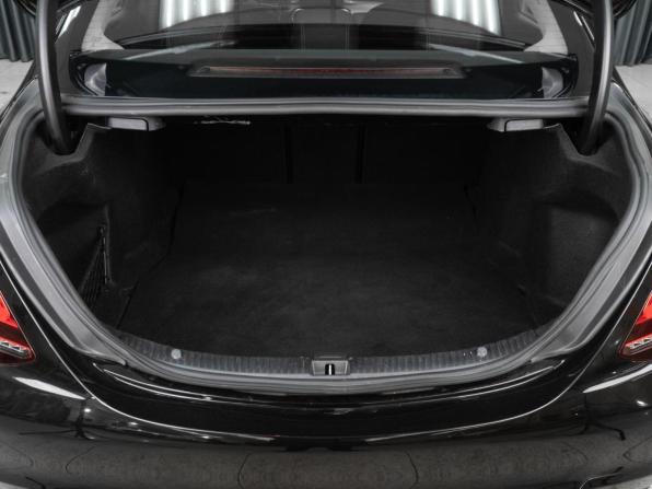 Mercedes-Benz C-Класс IV (W205) Рестайлинг с пробегом 2019 года, цена 2 489 000 рублей, 130372 км, седан, Автокод Объявления