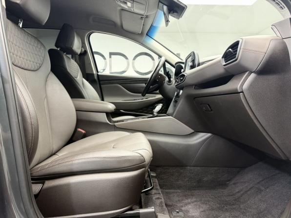 Hyundai Santa Fe IV с пробегом 2019 года, цена 2 749 000 рублей, 137298 км, внедорожник, Автокод Объявления