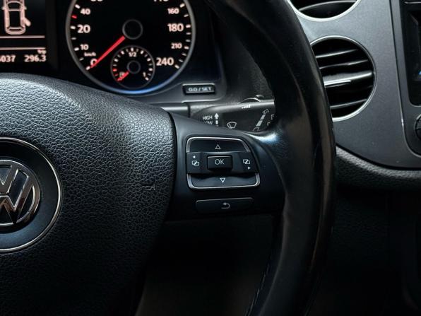 Volkswagen Tiguan I Рестайлинг с пробегом 2012 года, цена 1 329 000 рублей, 195021 км, внедорожник, Автокод Объявления