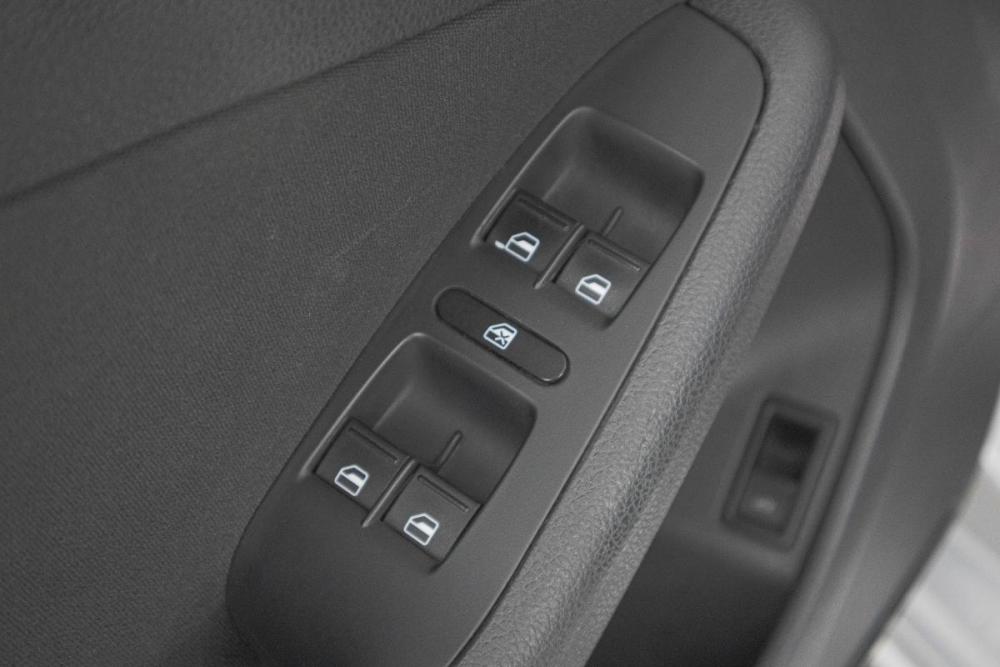 Volkswagen Jetta VI Кемерово  - изображение 23