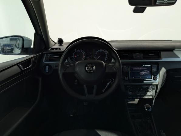 Skoda Rapid I Рестайлинг с пробегом 2019 года, цена 990 000 рублей, 122272 км, лифтбек, Автокод Объявления