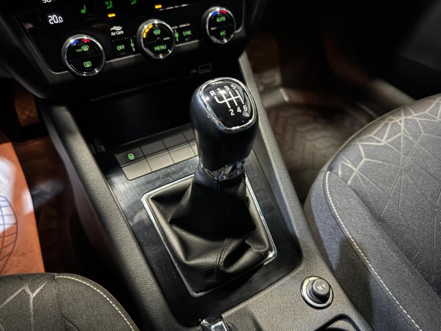 Skoda Octavia III (A7) Рестайлинг Санкт-Петербург  - изображение 19