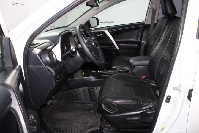 Toyota RAV4 IV (XA40) Рестайлинг с пробегом 2018 года, цена 2 650 000 рублей, 61239 км, внедорожник, Автокод Объявления