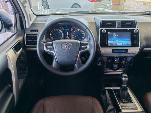 Toyota Land Cruiser Prado 150 Series Рестайлинг 2 с пробегом 2018 года, цена 5 490 000 рублей, 130692 км, внедорожник, Автокод Объявления