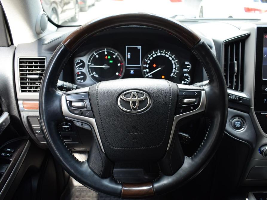 Toyota Land Cruiser 200 Series Рестайлинг 2 Челябинск  - изображение 11