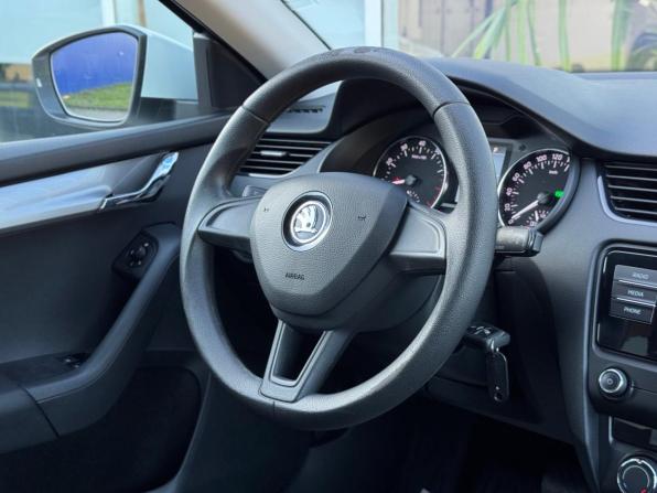 Skoda Octavia III (A7) с пробегом 2016 года, цена 1 285 000 рублей, 185563 км, лифтбек, Автокод Объявления
