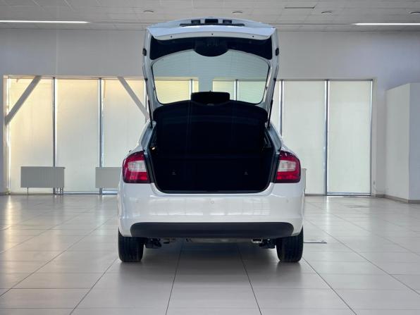 Skoda Rapid I Рестайлинг с пробегом 2019 года, цена 1 380 000 рублей, 87997 км, лифтбек, Автокод Объявления