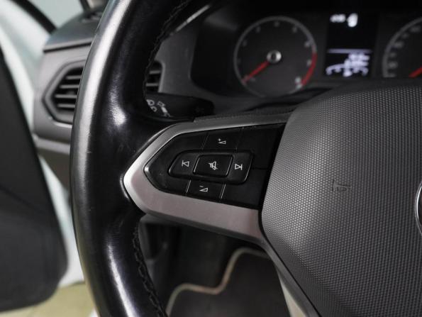 Volkswagen Polo VI с пробегом 2020 года, цена 1 480 000 рублей, 61226 км, лифтбек, Автокод Объявления