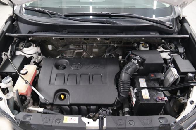 Toyota RAV4 IV (XA40) Рестайлинг с пробегом 2017 года, цена 2 280 850 рублей, 146821 км, внедорожник, Автокод Объявления