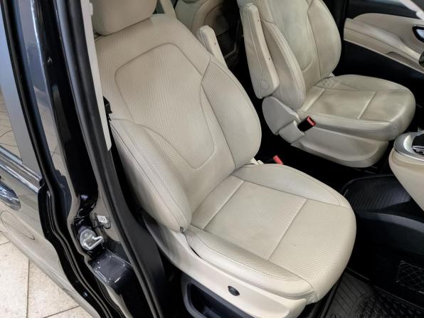 Mercedes-Benz V-Класс III (W447) Рестайлинг с пробегом 2021 года, цена 6 150 000 рублей, 94191 км, минивэн, Автокод Объявления