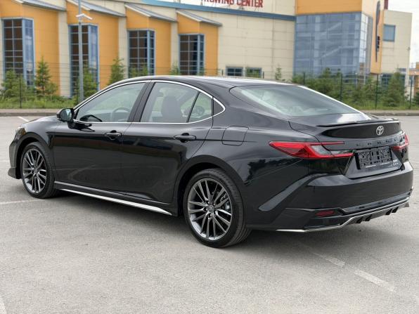 Toyota Camry IX (XV80) China Market с пробегом 2026 года, цена 4 100 000 рублей, 25 км, седан, Автокод Объявления
