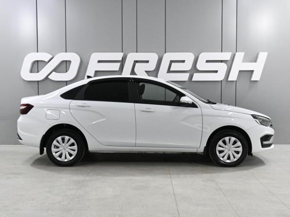 Lada (ВАЗ) Vesta I Рестайлинг (NG) с пробегом 2024 года, цена 1 689 000 рублей, 45 км, седан, Автокод Объявления
