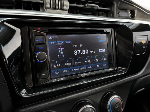 Toyota Corolla XI (E160 E170 E180) с пробегом 2013 года, цена 1 399 000 рублей, 157800 км, седан, Автокод Объявления