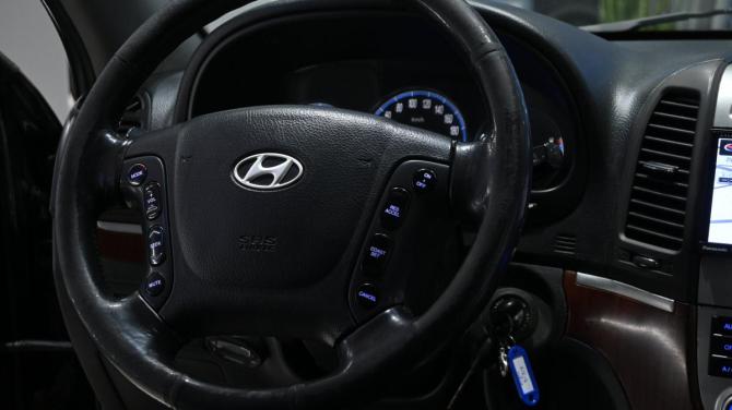 Hyundai Santa Fe II с пробегом 2006 года, цена 820 000 рублей, 288371 км, внедорожник, Автокод Объявления