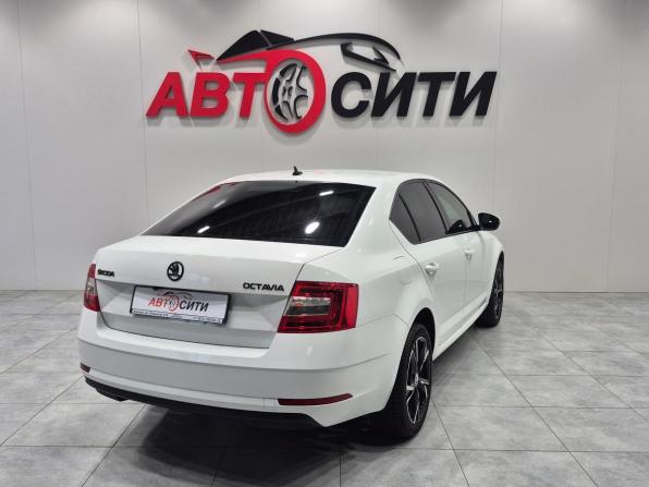 Skoda Octavia III (A7) Рестайлинг с пробегом 2020 года, цена 1 850 000 рублей, 102836 км, лифтбек, Автокод Объявления
