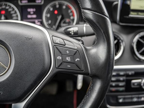 Mercedes-Benz A-Класс III (W176) с пробегом 2015 года, цена 1 620 000 рублей, 86100 км, хэтчбек, Автокод Объявления