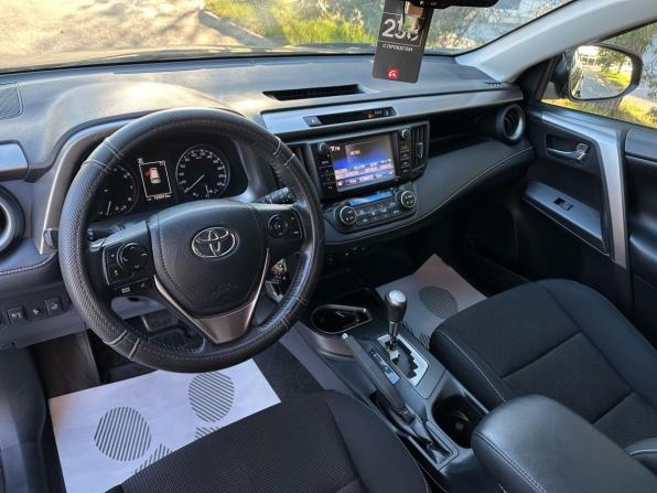 Toyota RAV4 IV (XA40) Рестайлинг с пробегом 2016 года, цена 2 249 000 рублей, 123511 км, внедорожник, Автокод Объявления