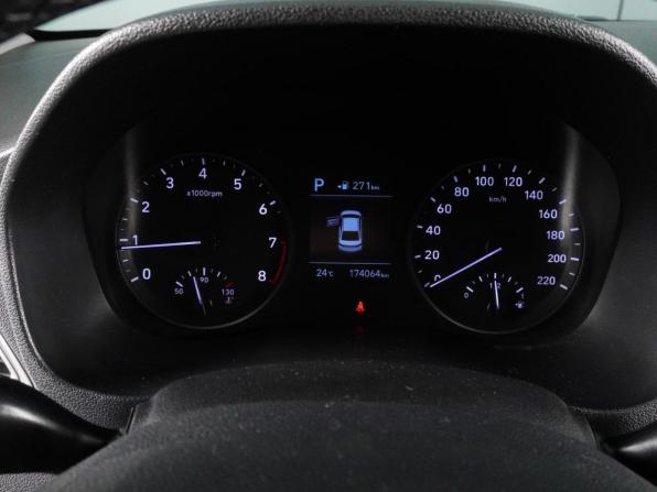 Hyundai Solaris II с пробегом 2019 года, цена 1 299 000 рублей, 174064 км, седан, Автокод Объявления