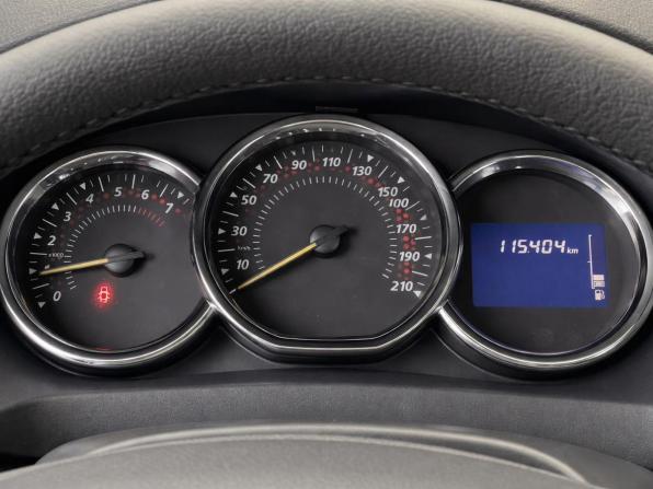 Renault Sandero II с пробегом 2014 года, цена 877 000 рублей, 115404 км, хэтчбек, Автокод Объявления