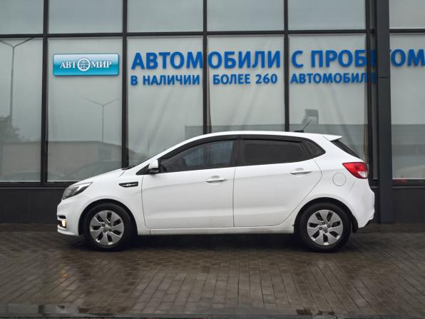 Kia Rio III Рестайлинг с пробегом 2017 года, цена 650 000 рублей, 261762 км, хэтчбек, Автокод Объявления