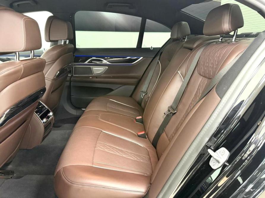 BMW 7 серии VI (G11/G12) Рестайлинг Красноярск  - изображение 10