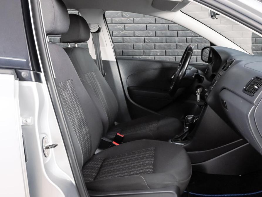 Volkswagen Polo V Рестайлинг Екатеринбург  - изображение 11
