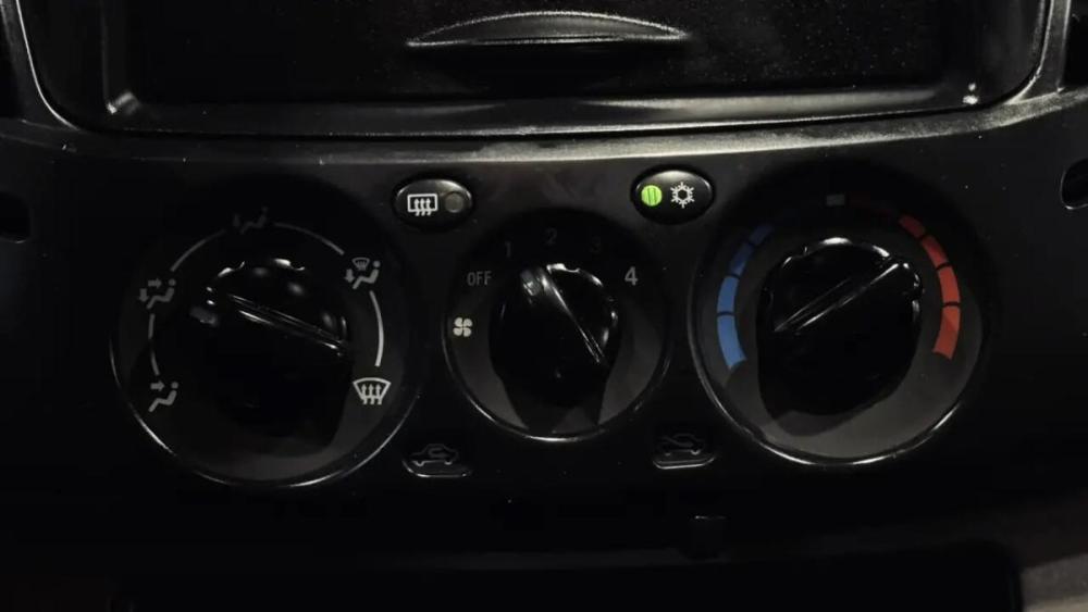 Mitsubishi L200 IV Смоленск  - изображение 17