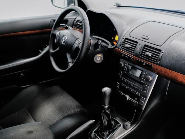 Toyota Avensis II Рестайлинг с пробегом 2007 года, цена 860 000 рублей, 236718 км, седан, Автокод Объявления
