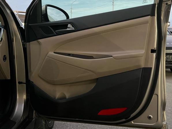 Hyundai Tucson III с пробегом 2017 года, цена 1 999 999 рублей, 190871 км, внедорожник, Автокод Объявления