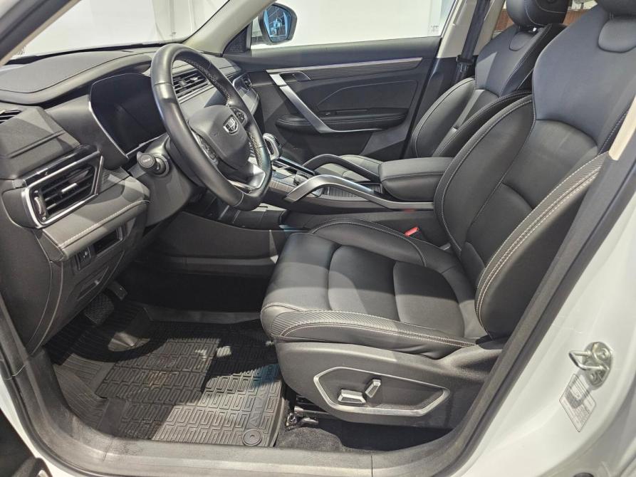 Geely Atlas Pro Москва  - изображение 15