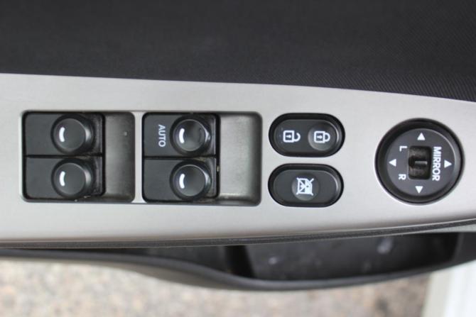 Hyundai Solaris I Рестайлинг с пробегом 2016 года, цена 897 000 рублей, 215641 км, седан, Автокод Объявления