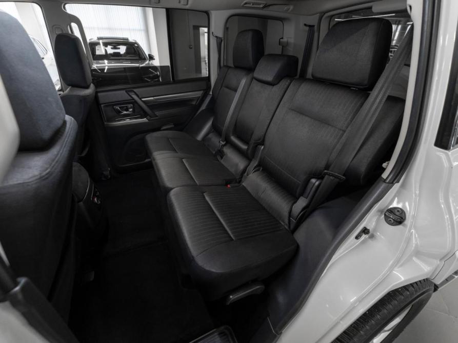 Mitsubishi Pajero IV Рестайлинг 2 Москва  - изображение 13