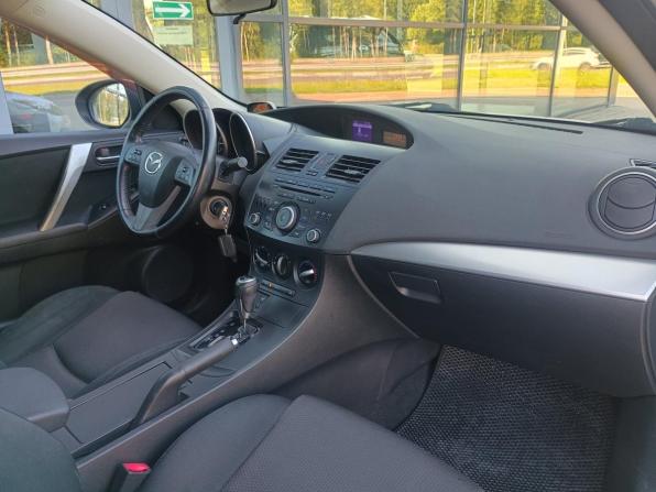 Mazda 3 II (BL) Рестайлинг с пробегом 2012 года, цена 940 000 рублей, 145329 км, седан, Автокод Объявления