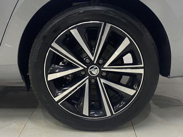 Новый Skoda Superb III Рестайлинг 2025 года, цена 3 149 000 рублей, лифтбек, Автокод Объявления