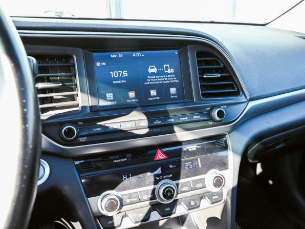 Hyundai Elantra VI (AD) Рестайлинг с пробегом 2019 года, цена 1 263 000 рублей, 191550 км, седан, Автокод Объявления