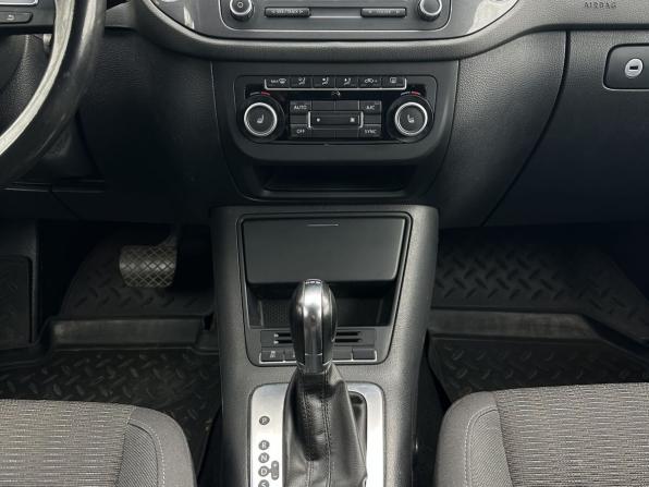 Volkswagen Tiguan I Рестайлинг с пробегом 2012 года, цена 1 120 000 рублей, 197578 км, внедорожник, Автокод Объявления