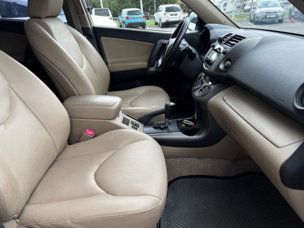 Toyota RAV4 III (XA30) Рестайлинг с пробегом 2011 года, цена 1 395 000 рублей, 210618 км, внедорожник, Автокод Объявления