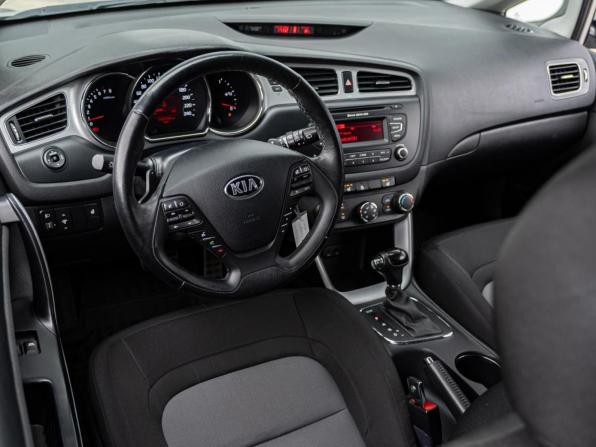 Kia Ceed II с пробегом 2013 года, цена 1 219 000 рублей, 154734 км, хэтчбек, Автокод Объявления