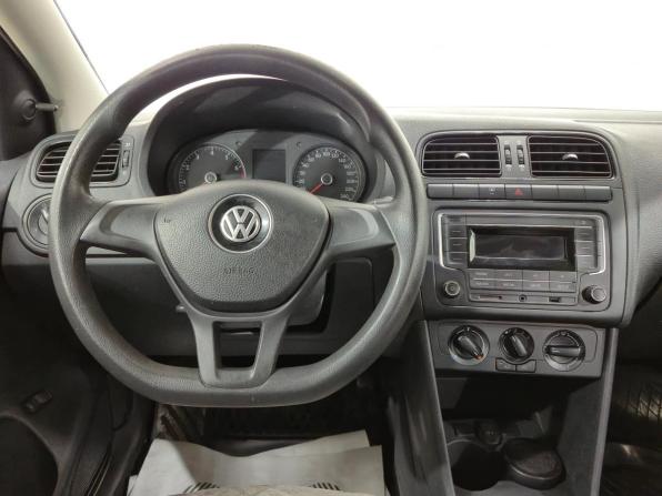 Volkswagen Polo V Рестайлинг с пробегом 2018 года, цена 1 125 000 рублей, 106547 км, седан, Автокод Объявления
