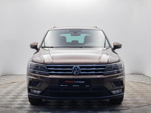 Volkswagen Tiguan II с пробегом 2019 года, цена 2 395 000 рублей, 85277 км, внедорожник, Автокод Объявления